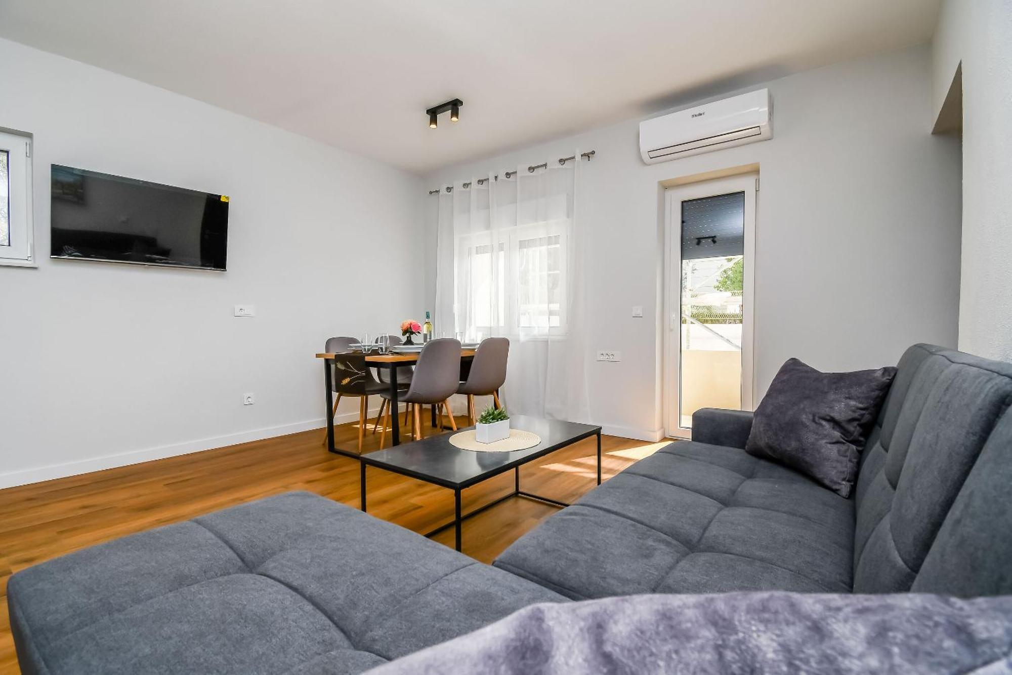 Apartments Neli Trogir Extérieur photo