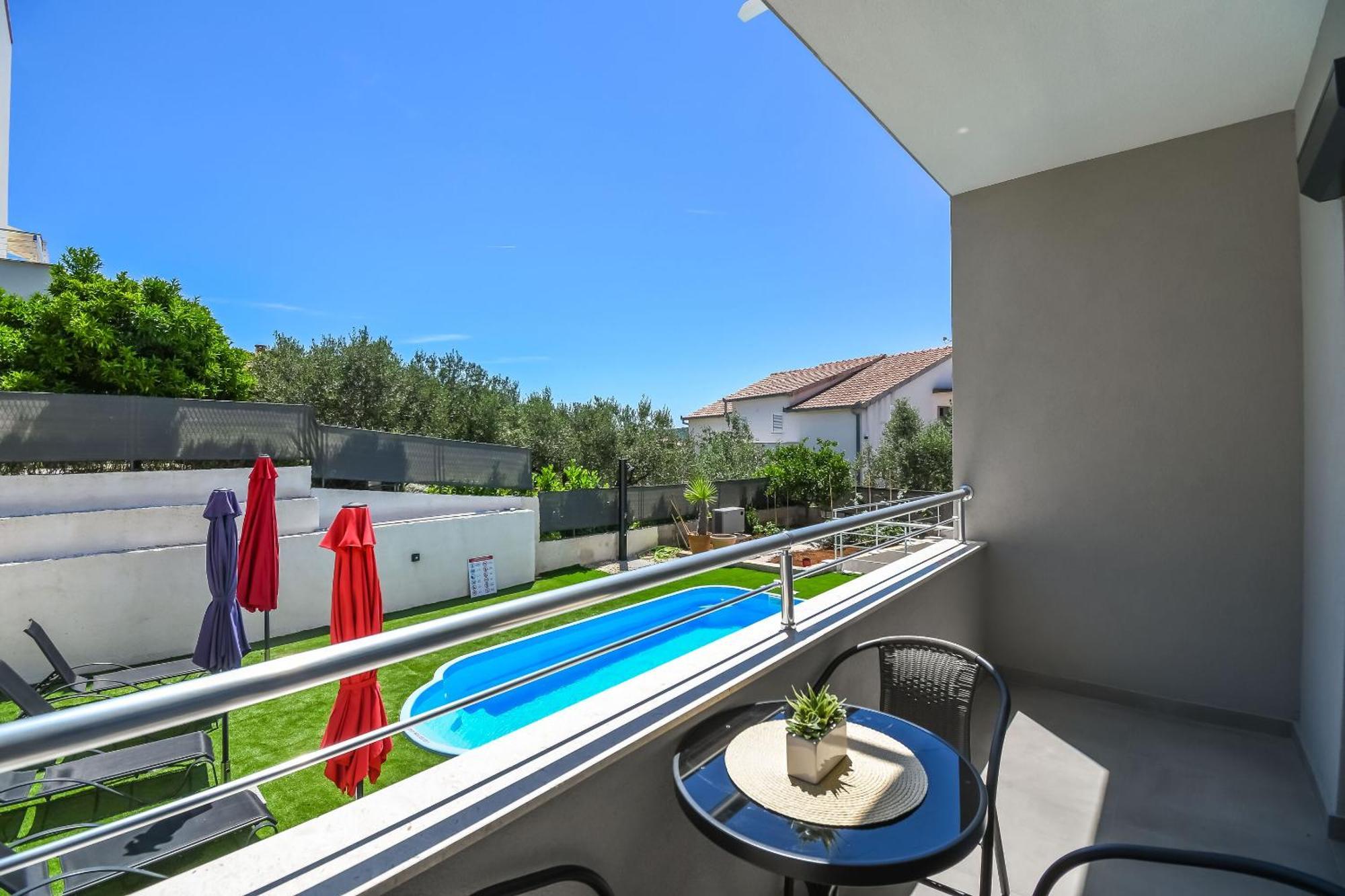 Apartments Neli Trogir Extérieur photo