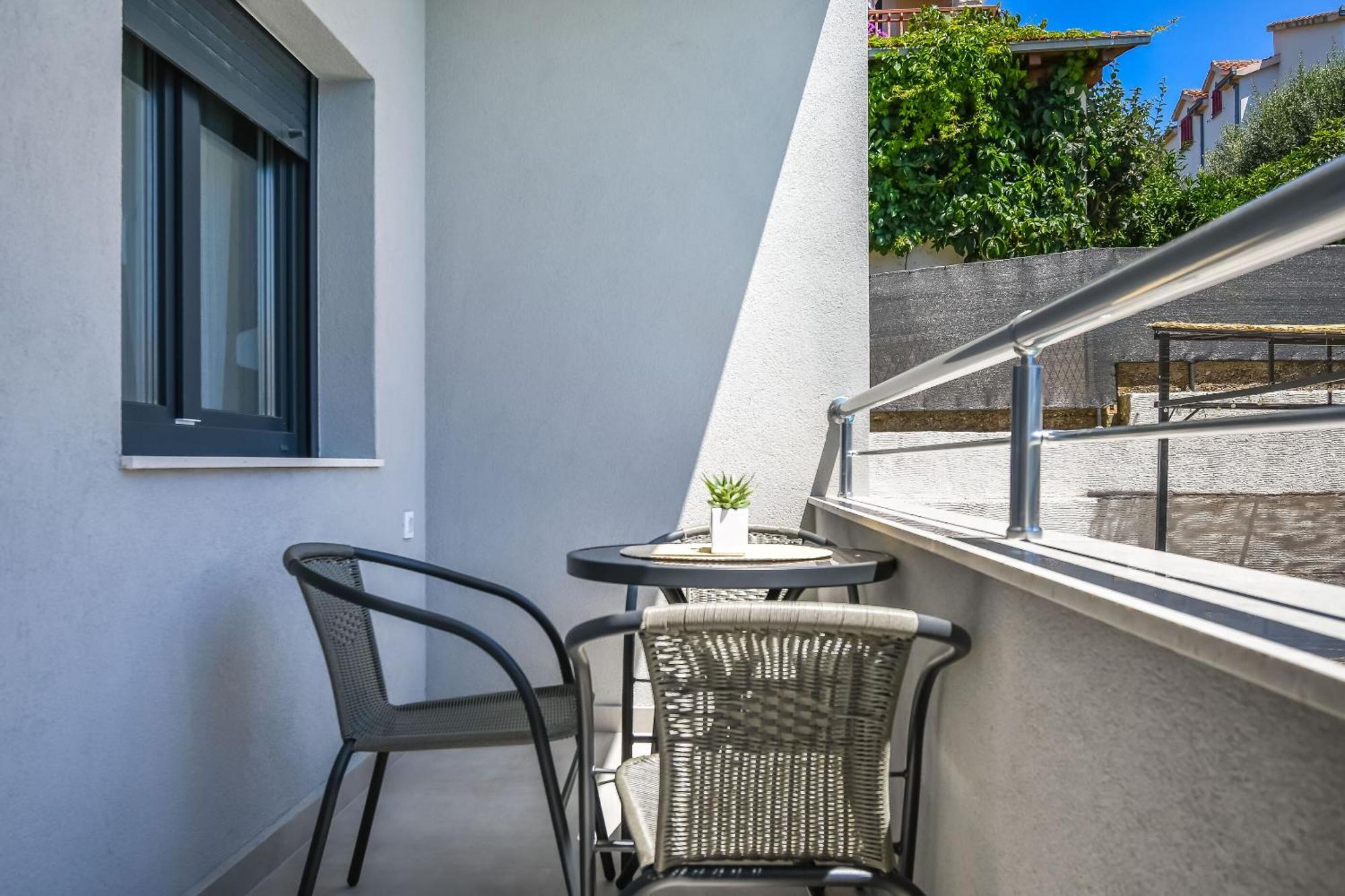 Apartments Neli Trogir Extérieur photo